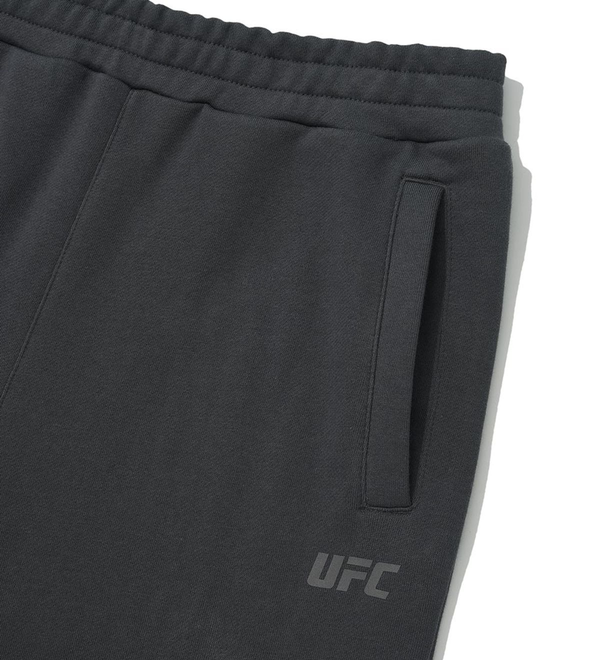 유에프씨 스포츠(UFC SPORT) UFC 코지 스트레이트핏 트랙 팬츠 차콜 U2LPV3302CH
