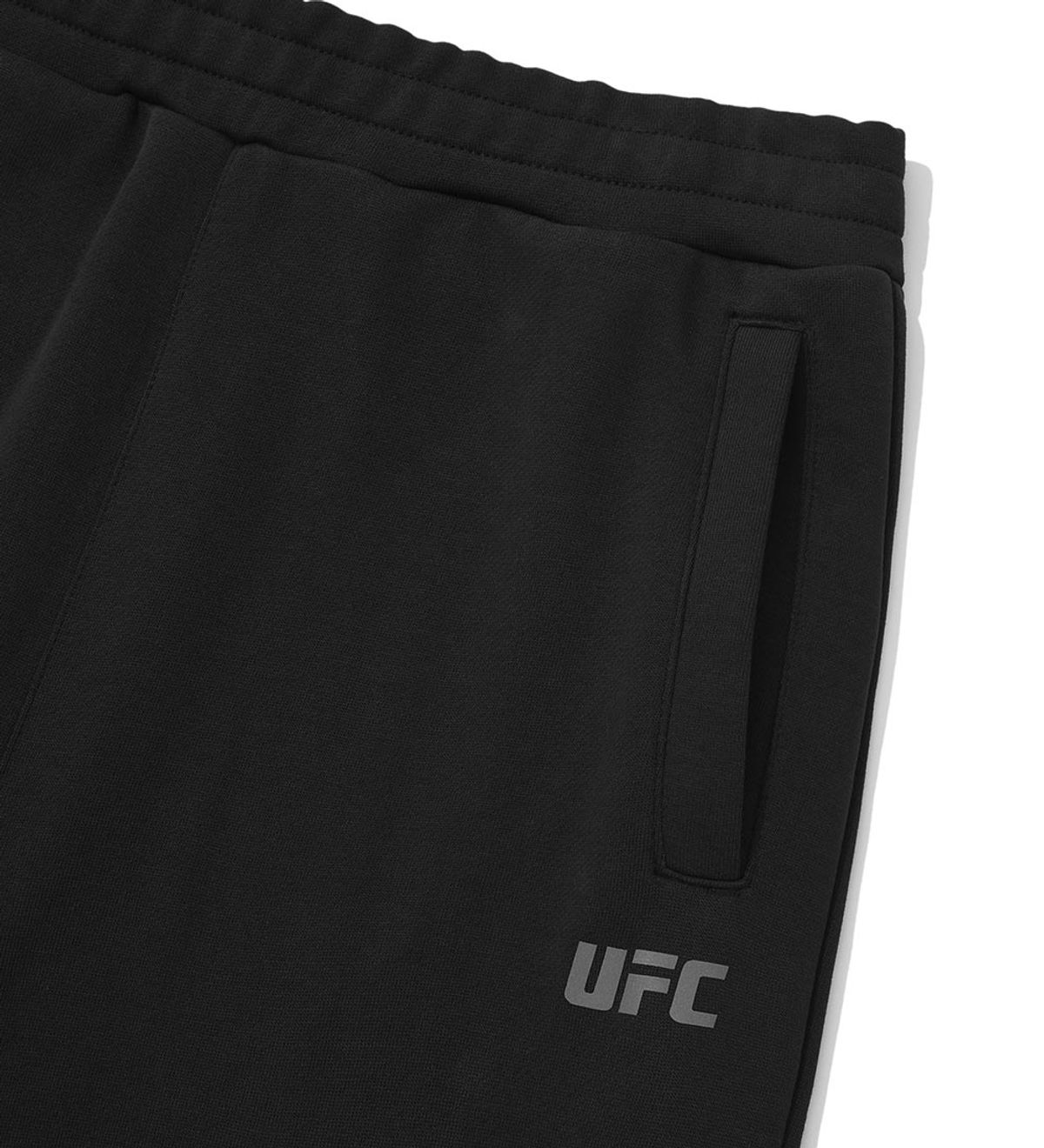 유에프씨 스포츠(UFC SPORT) UFC 코지 스트레이트핏 트랙 팬츠 블랙 U2LPV3302BK