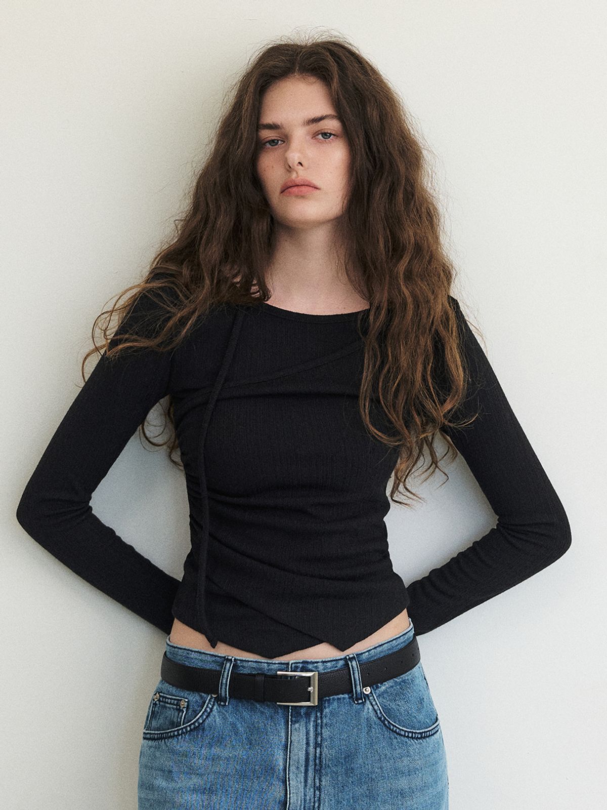 에트몽(ETMON) Layered Halter Strap T-Shirt, Black