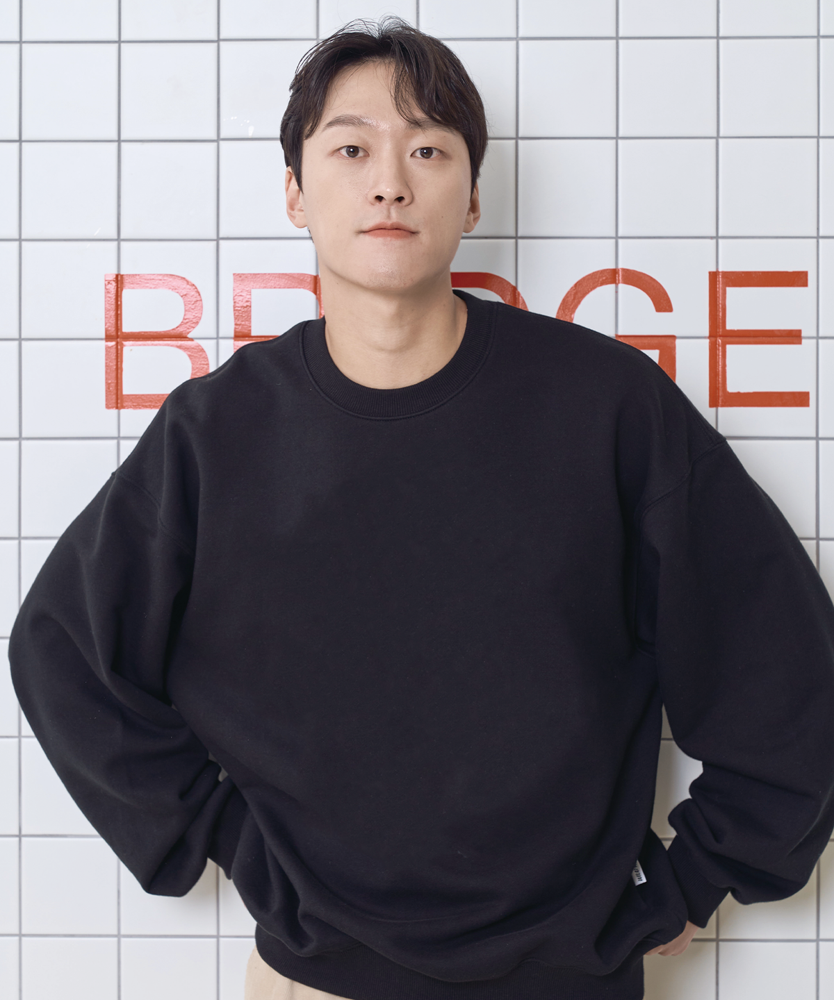 와일드락(WILDROCK) 에센셜 솔리드 맨투맨 (8 COL)