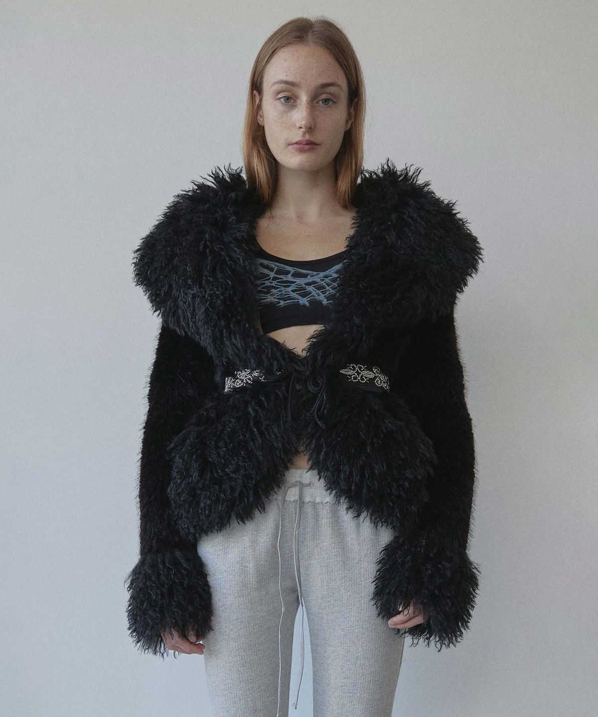 스컬프터(SCULPTOR) Beaded Faux Fur Robe Black