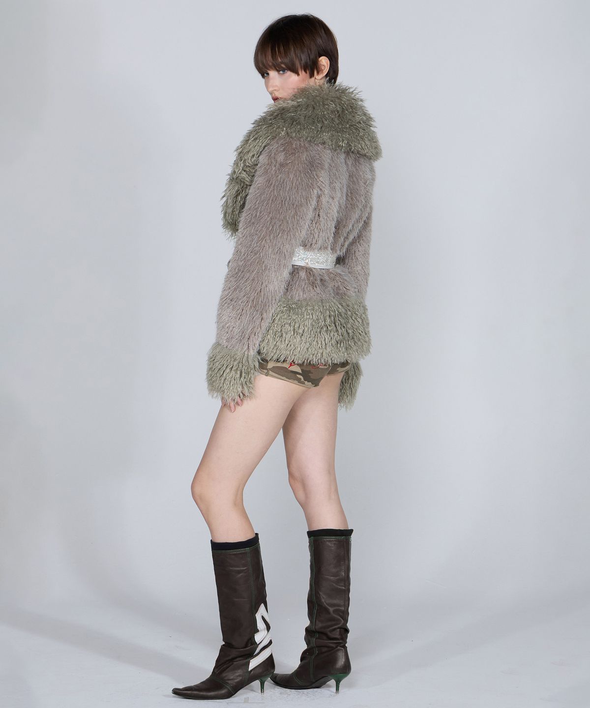 스컬프터(SCULPTOR) Beaded Faux Fur Robe Sage/Gray