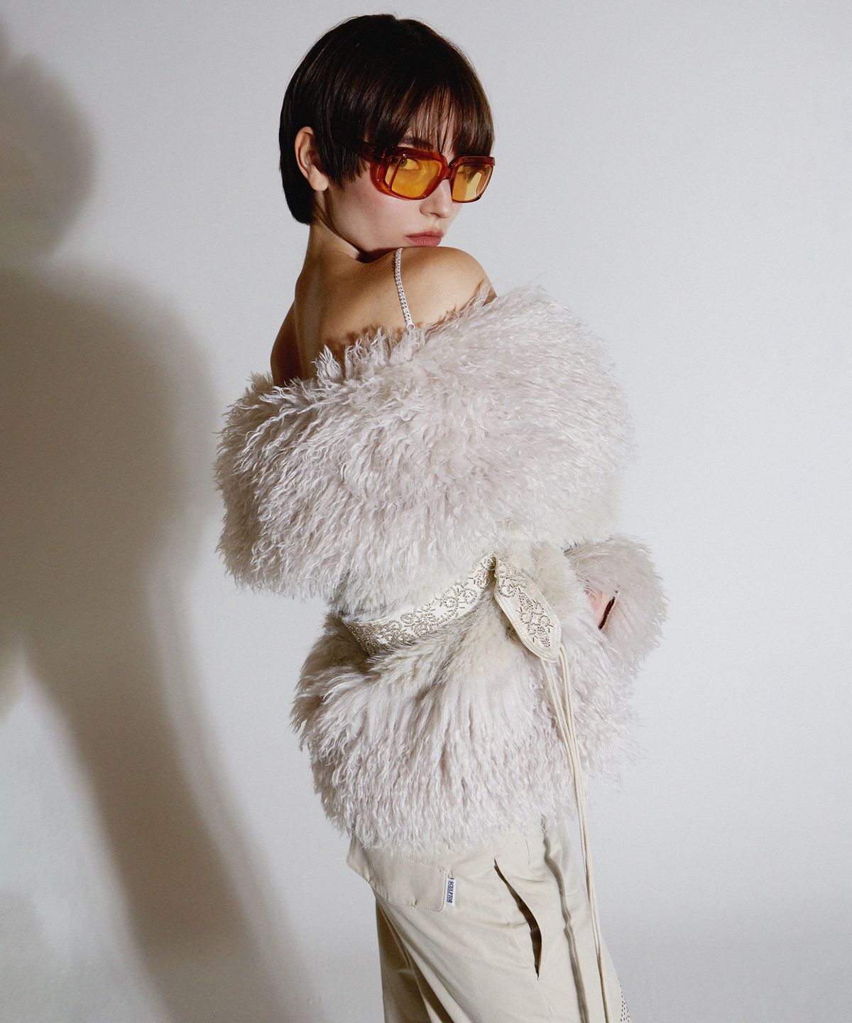 스컬프터(SCULPTOR) Beaded Faux Fur Robe Dirty White