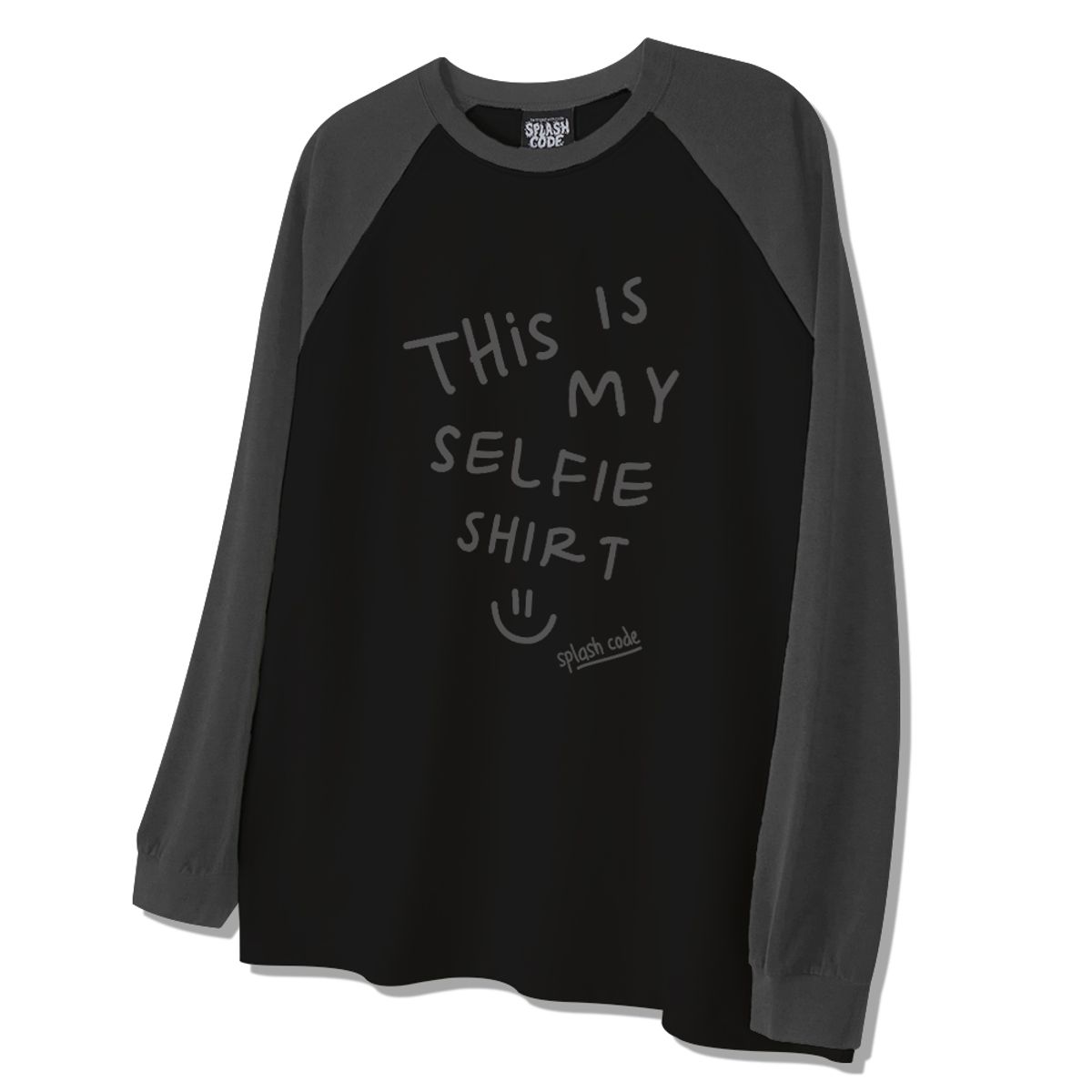 스플래시코드(SPLASHCODE) 래글런 롱슬리브 블랙 - 셀피 셔츠 두들(Selfie Shirt Doddle)