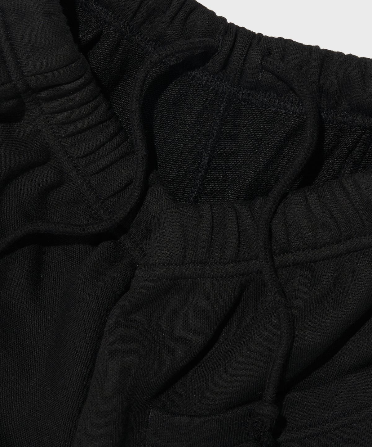 챔피온(CHAMPION) C로고 스트레이트 팬츠 Black