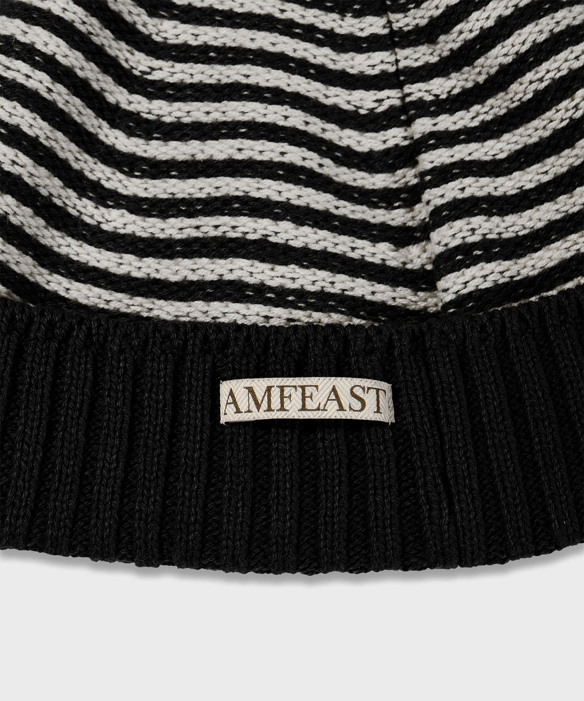 암피스트(AMFEAST) 트래블러 스트라이프 비니 블랙 앤 크림