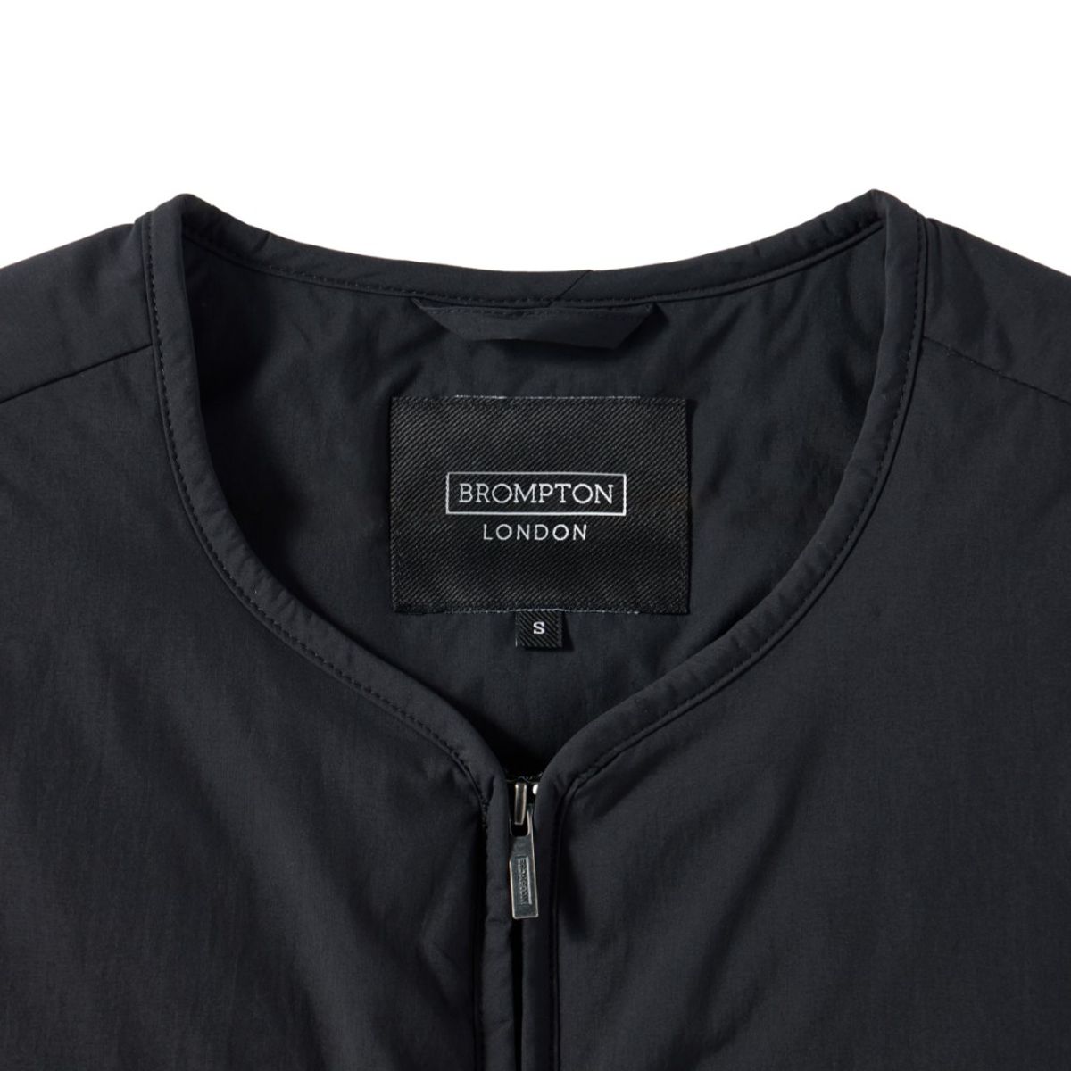 브롬톤 런던(BROMPTON LONDON) AEROWARM LIGHTWEIGHT DOWNVEST - BLACK (P244UDV101)