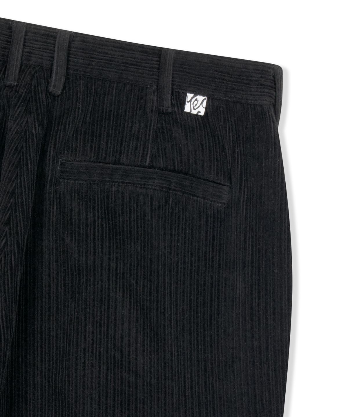 예스아이씨(YESEYESEE) Cord Tucked Pants Black