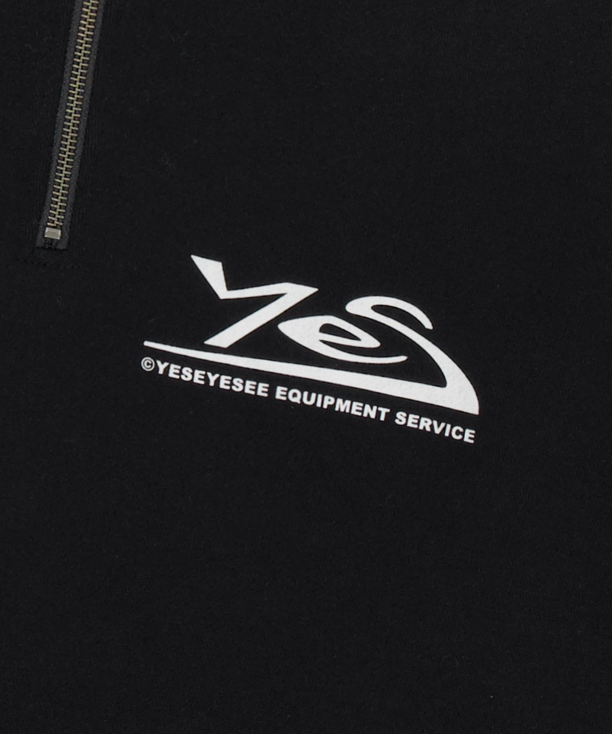 예스아이씨(YESEYESEE) Y.E.S Thumb Hole Half Zip Black