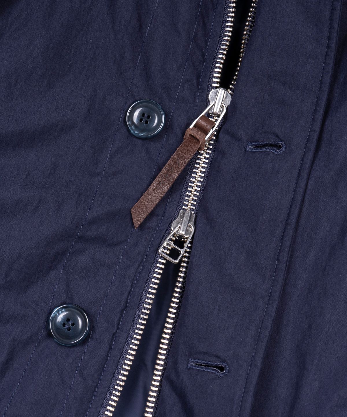 예스아이씨(YESEYESEE) Guardian Down Parka Dark Navy
