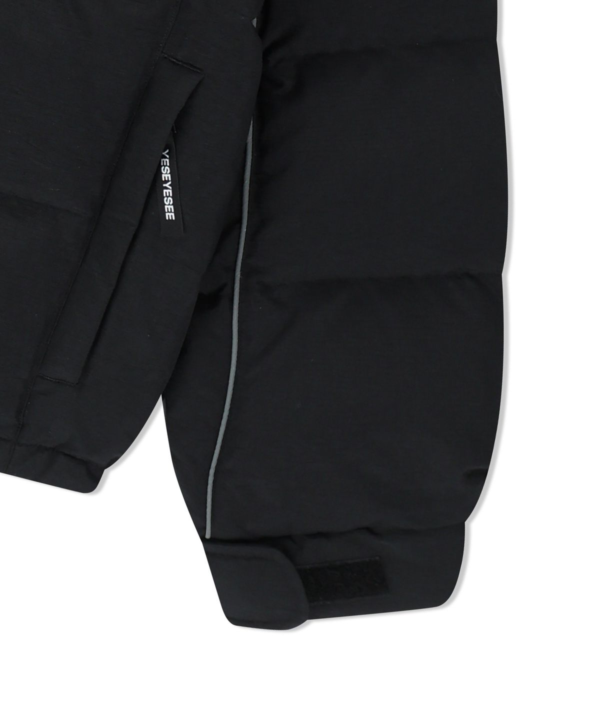 예스아이씨(YESEYESEE) Iconic Down Jacket Black