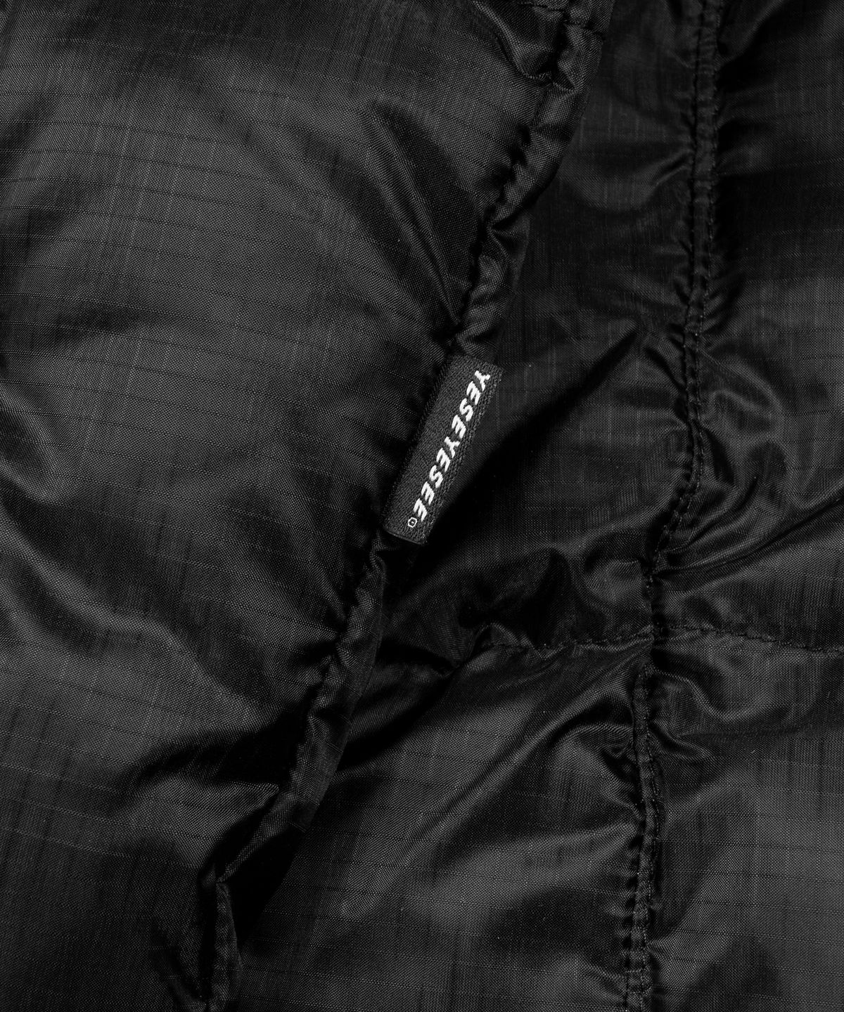 예스아이씨(YESEYESEE) CORDURA® 5B Fond Down Jacket
