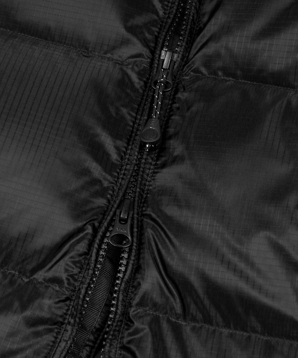 예스아이씨(YESEYESEE) CORDURA® 5B Fond Down Jacket