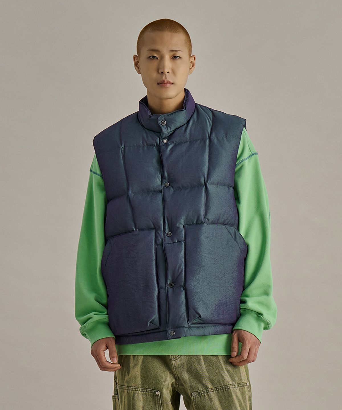 논타입(NONTYPE) PRISM DOWN VEST (NAVY)