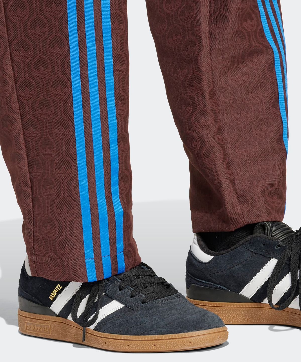 아디다스(ADIDAS) 70s 클럽 팬츠 - 브라운:블루 / JN5970