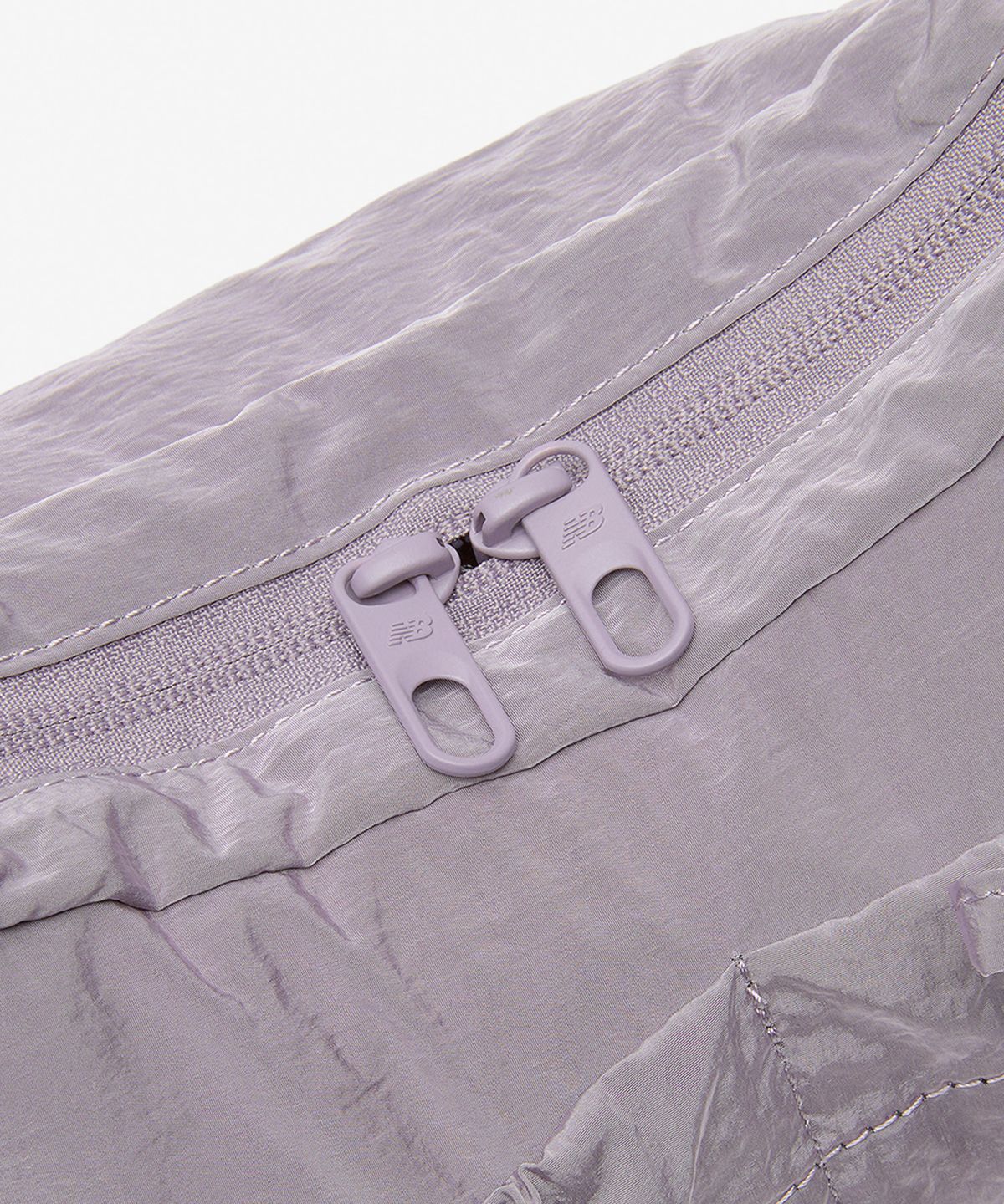뉴발란스(NEW BALANCE) NBGCFSW104 / 글로시 리본 호보백 (VIOLET)
