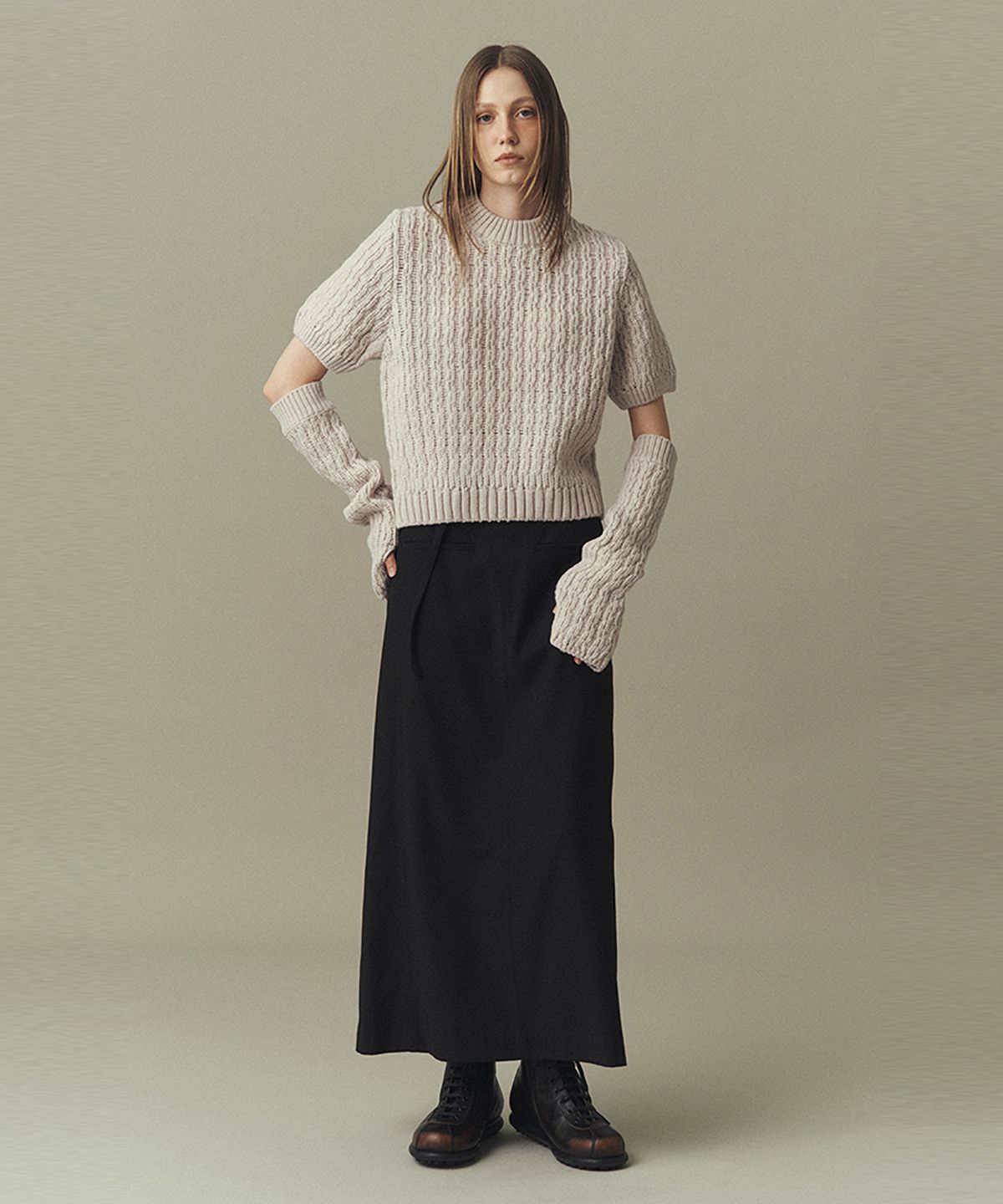 아위(AHWE) RIB CABLE SWEATER & WARMER_LIGHT GREY