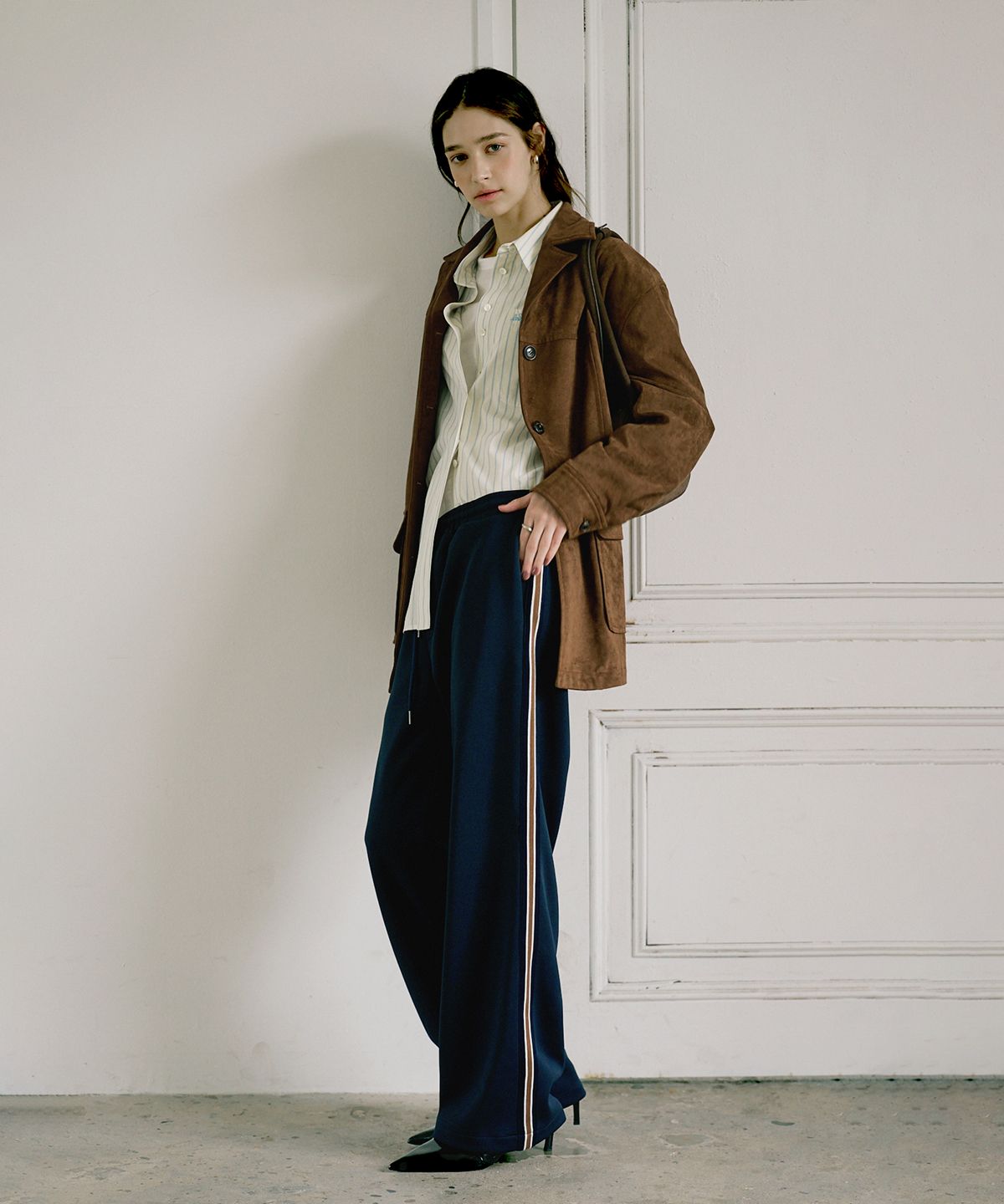 로브로브(LOVLOV) 24 TRACK PANTS