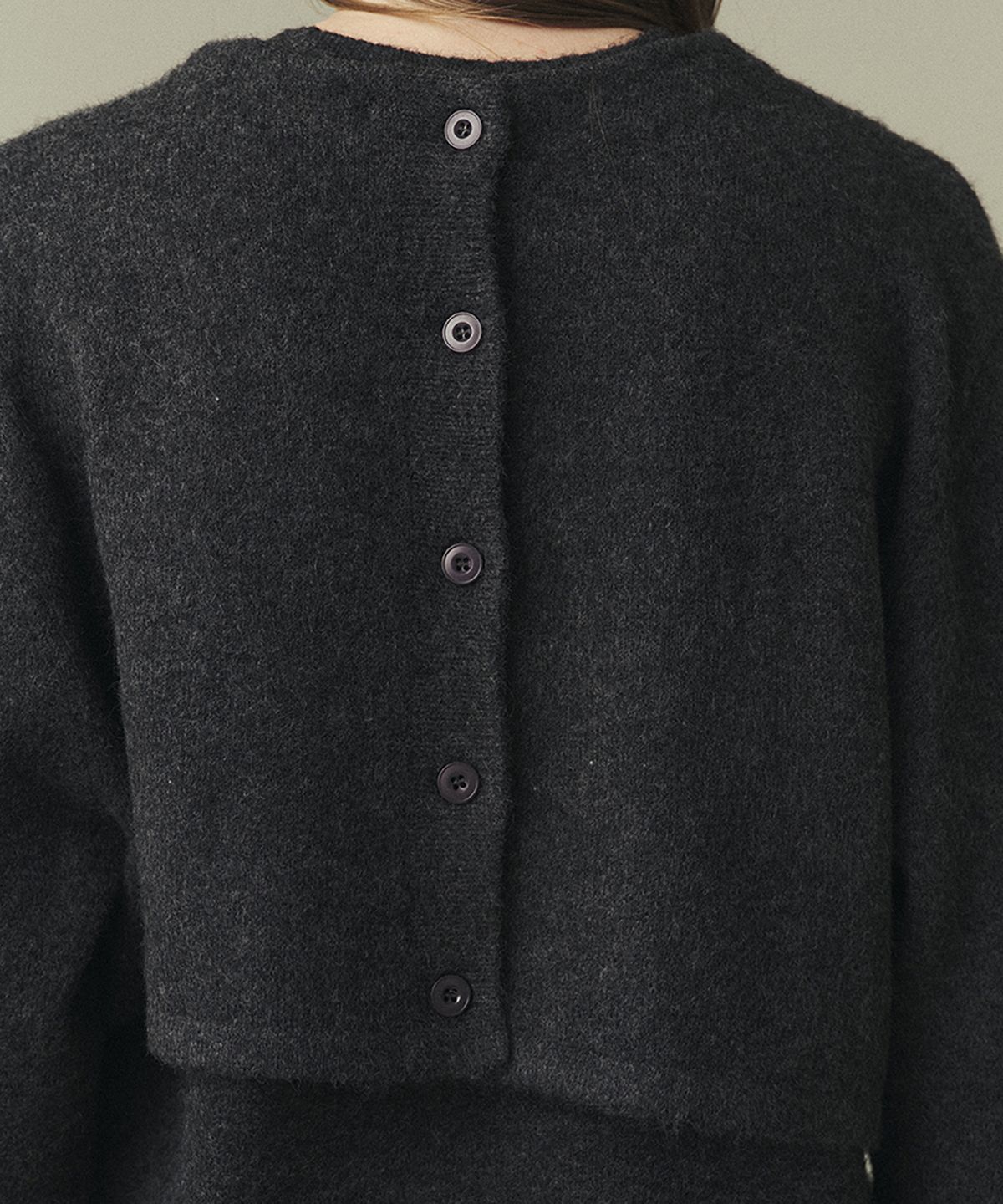 아위(AHWE) VEST CARDIGAN SET-UP_CHARCOAL