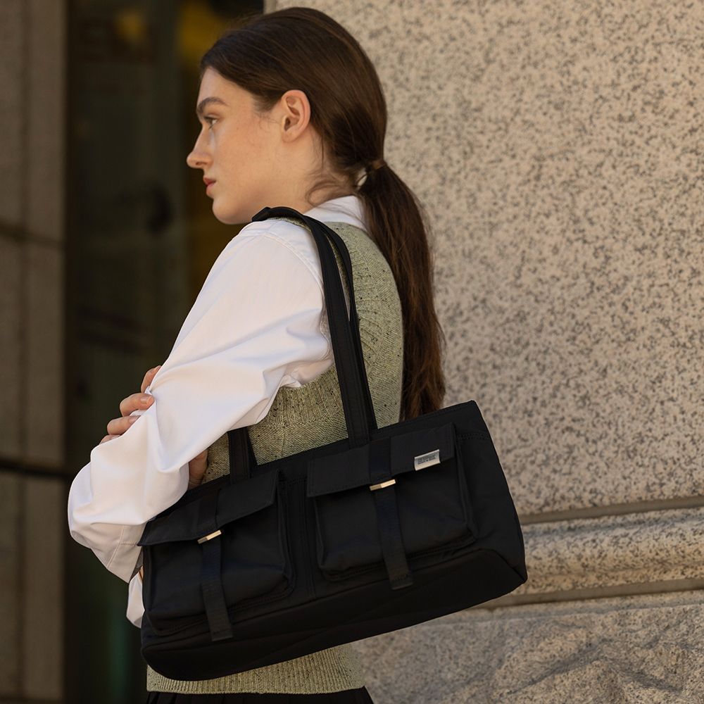[SWEETCH] TOTE WIDE 003 *韓国ブランド MUSINSA | SWEETCH TOTE WIDE 003 Black