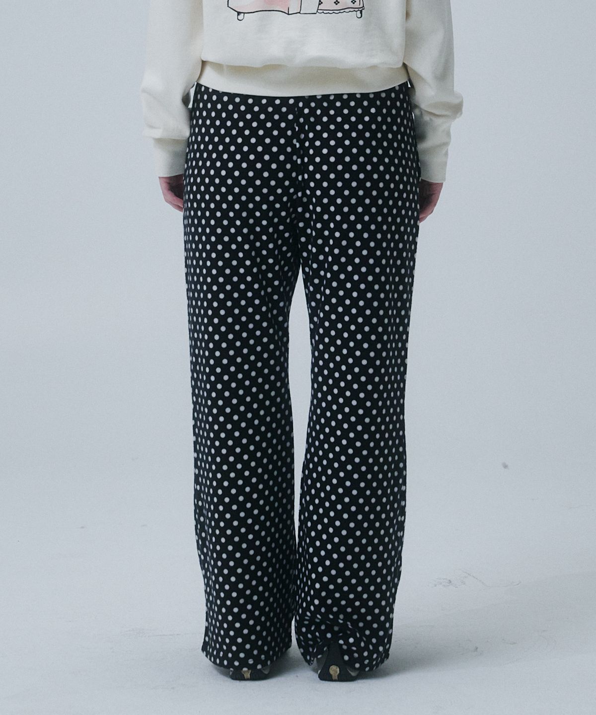 펀프롬펀(FUNFROMFUN) DOT BANDING PANTS _BLACK+WHITE