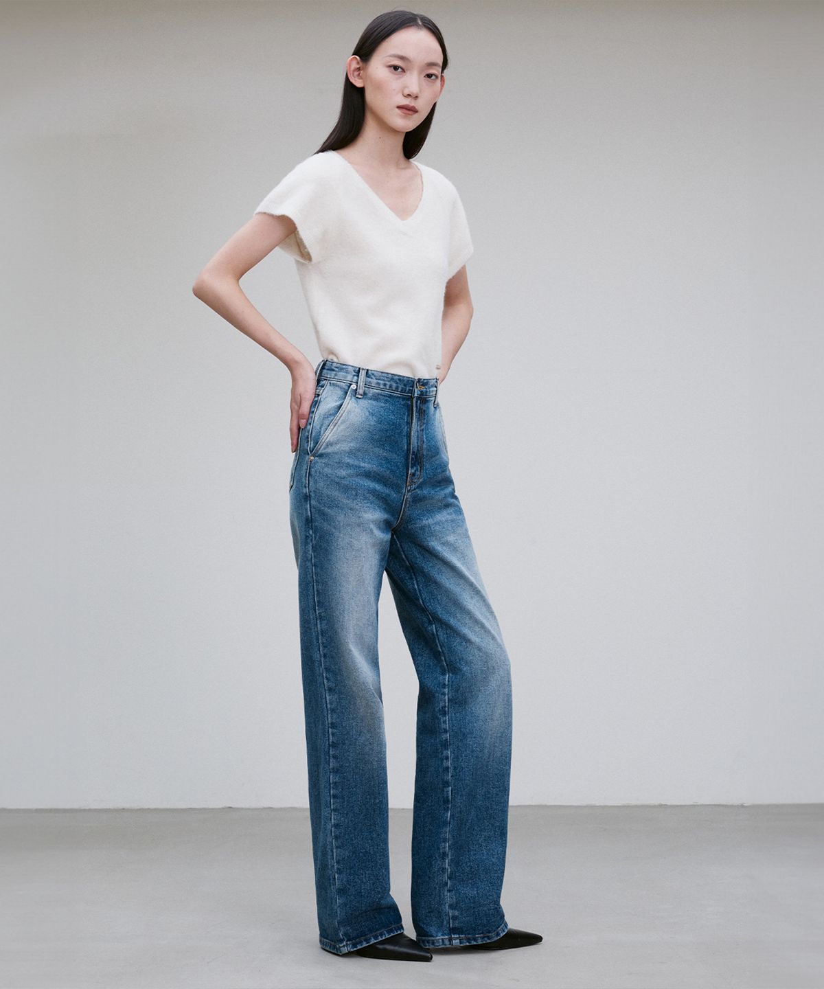 리이(RE RHEE) WASHED WIDE-LEG DENIM PANTS