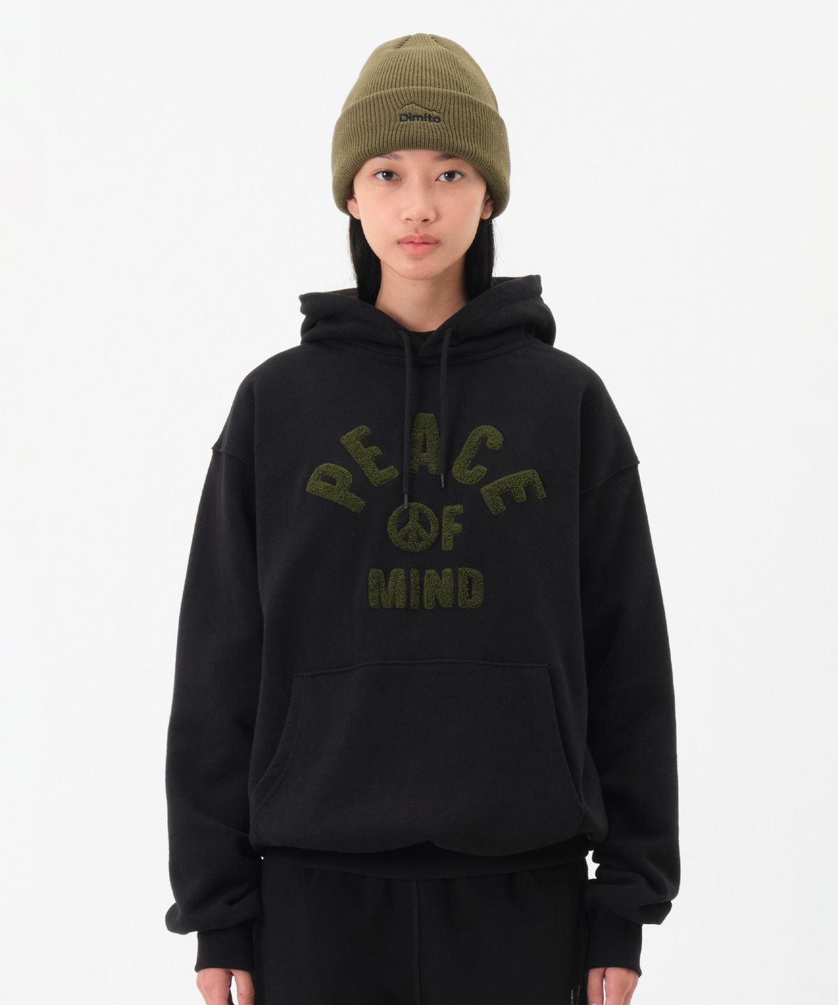 디미토(DIMITO) POM HOODIE BLACK