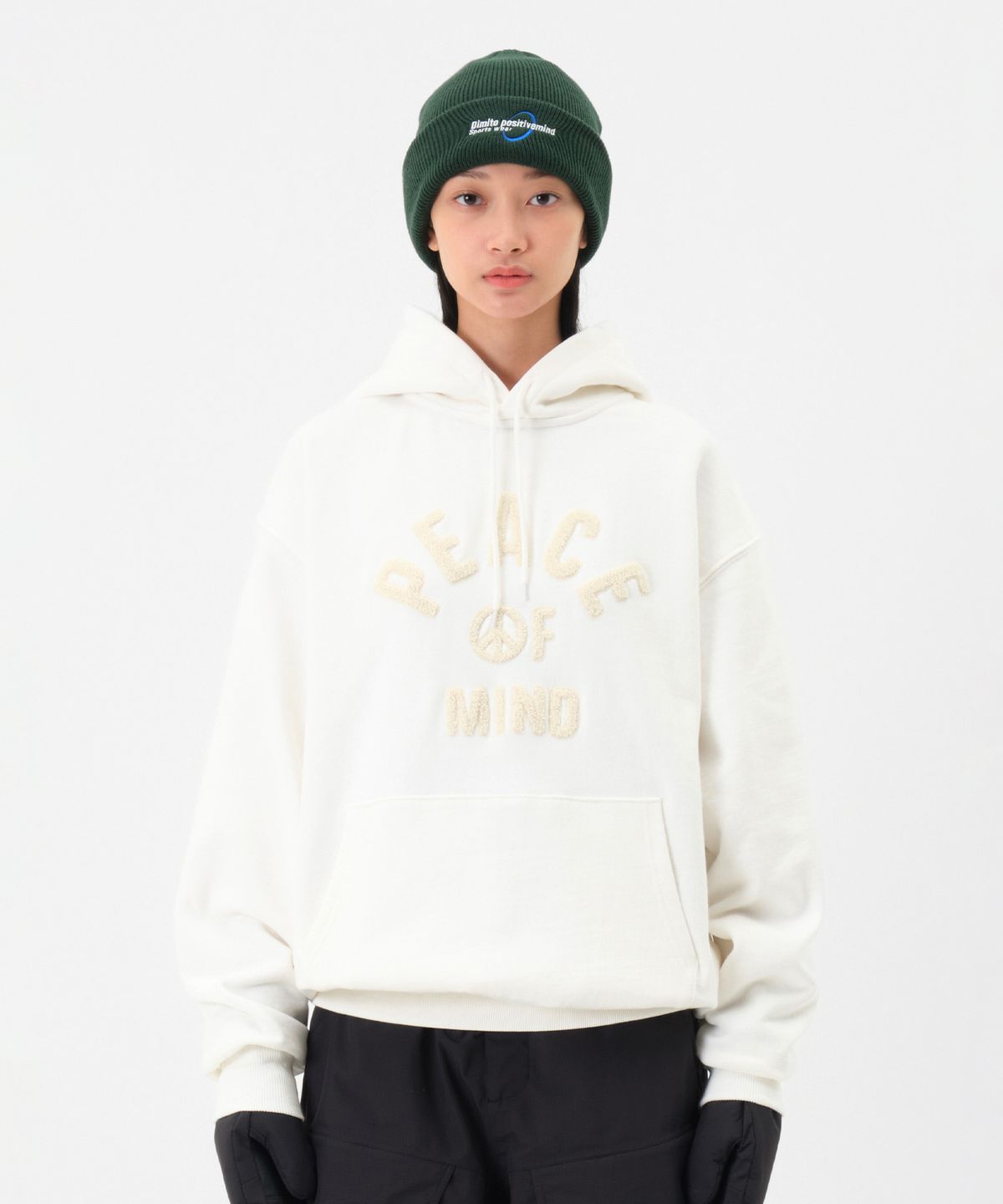 디미토(DIMITO) POM HOODIE WHITE