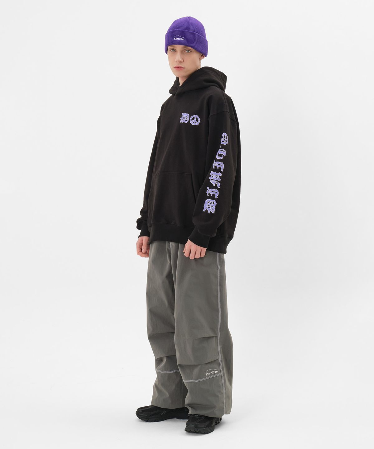 디미토(DIMITO) PEACE HOODIE BLACK