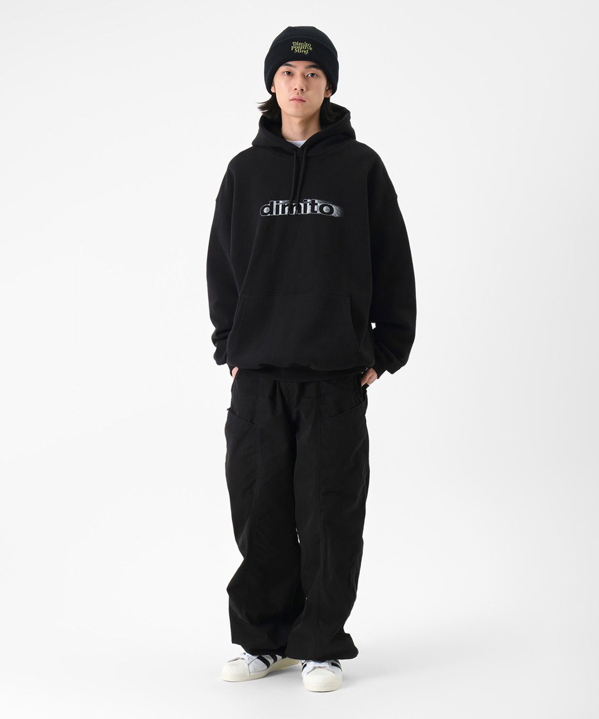 디미토(DIMITO) BLURRY LOGO HOODIE BLACK