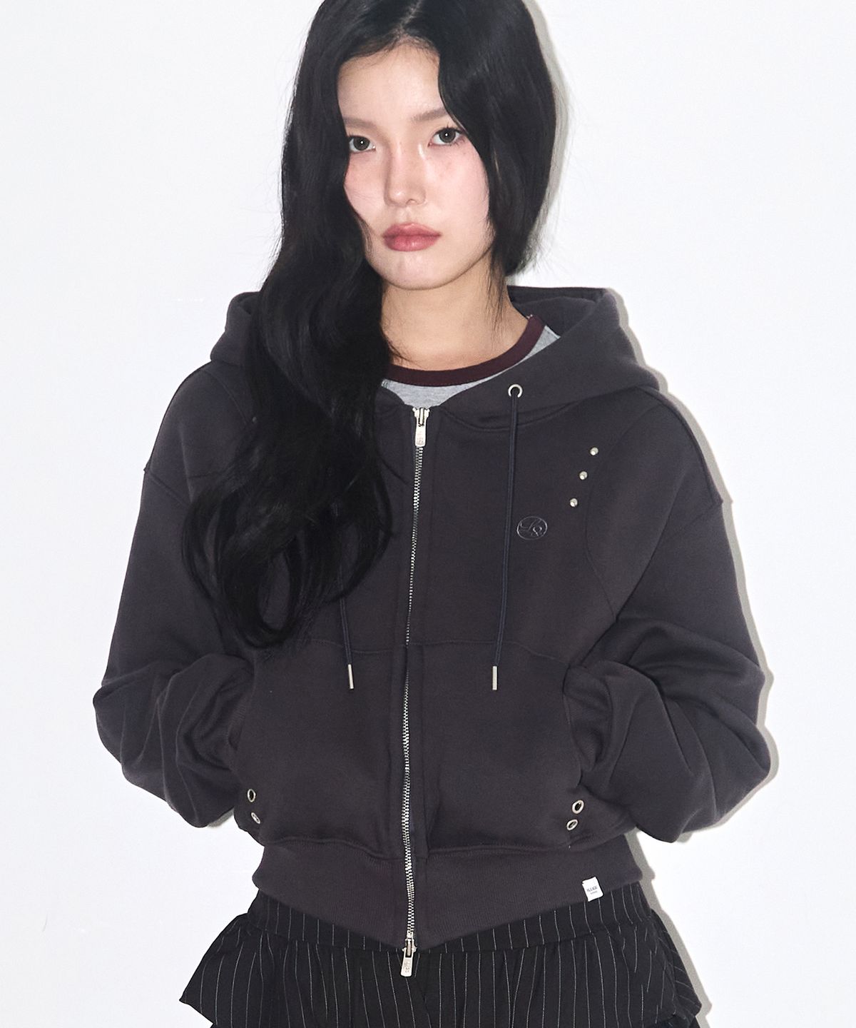 일리고(ILLIGO) 스터드 후드 집업 차콜