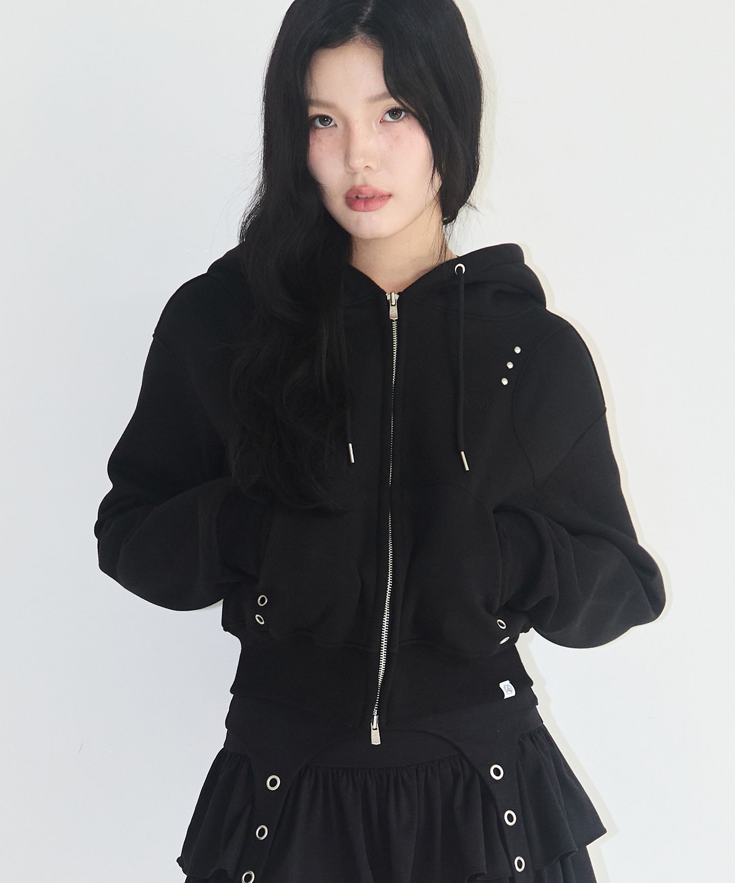 MUSINSA | ILLIGO Studded Hoodie Black
