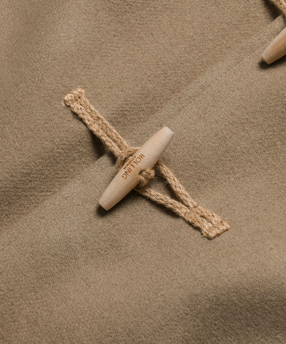 롤링스튜디오(ROLLINGSTUDIOS) HOODED WOOL FELT DUFFLE COAT BEIGE
