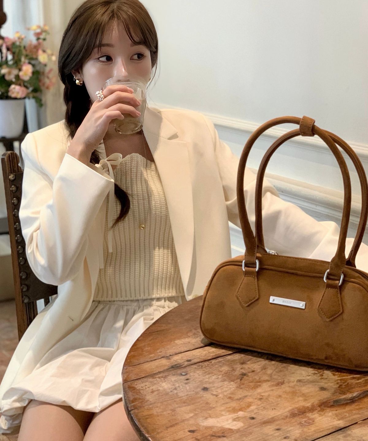 마코이(MACOI) 스웨이드 이지 무드 숄더 백 [브라운]