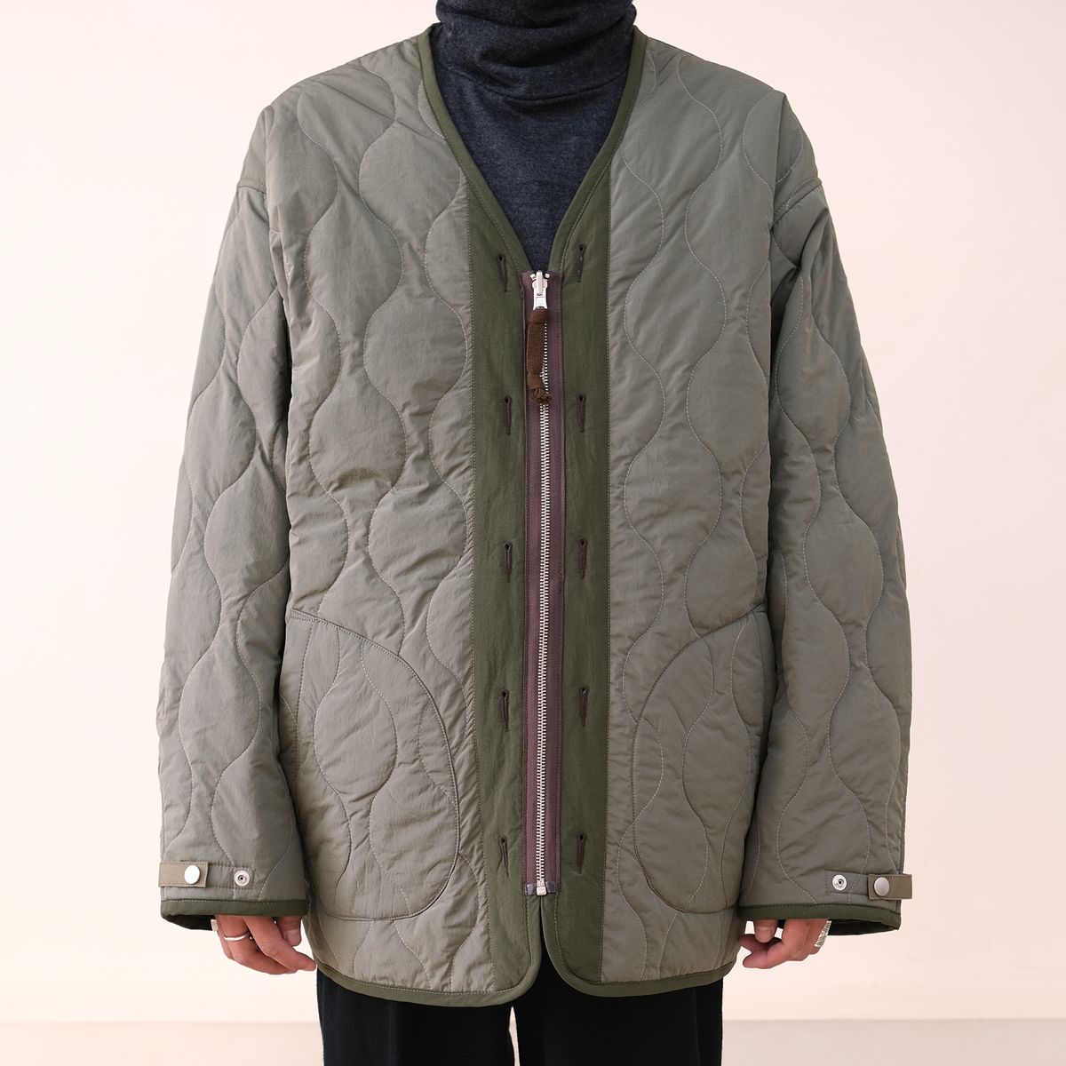본로우(BONRROW) Reversible Liner Jacket_Ag/Kh