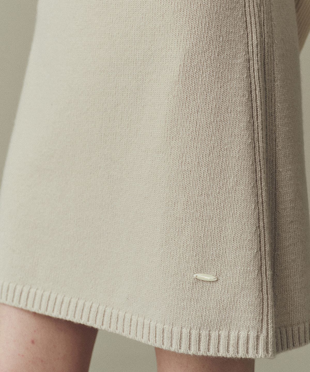 아위(AHWE) WOOL BLEND KNIT DRESS_LIGHT GREY