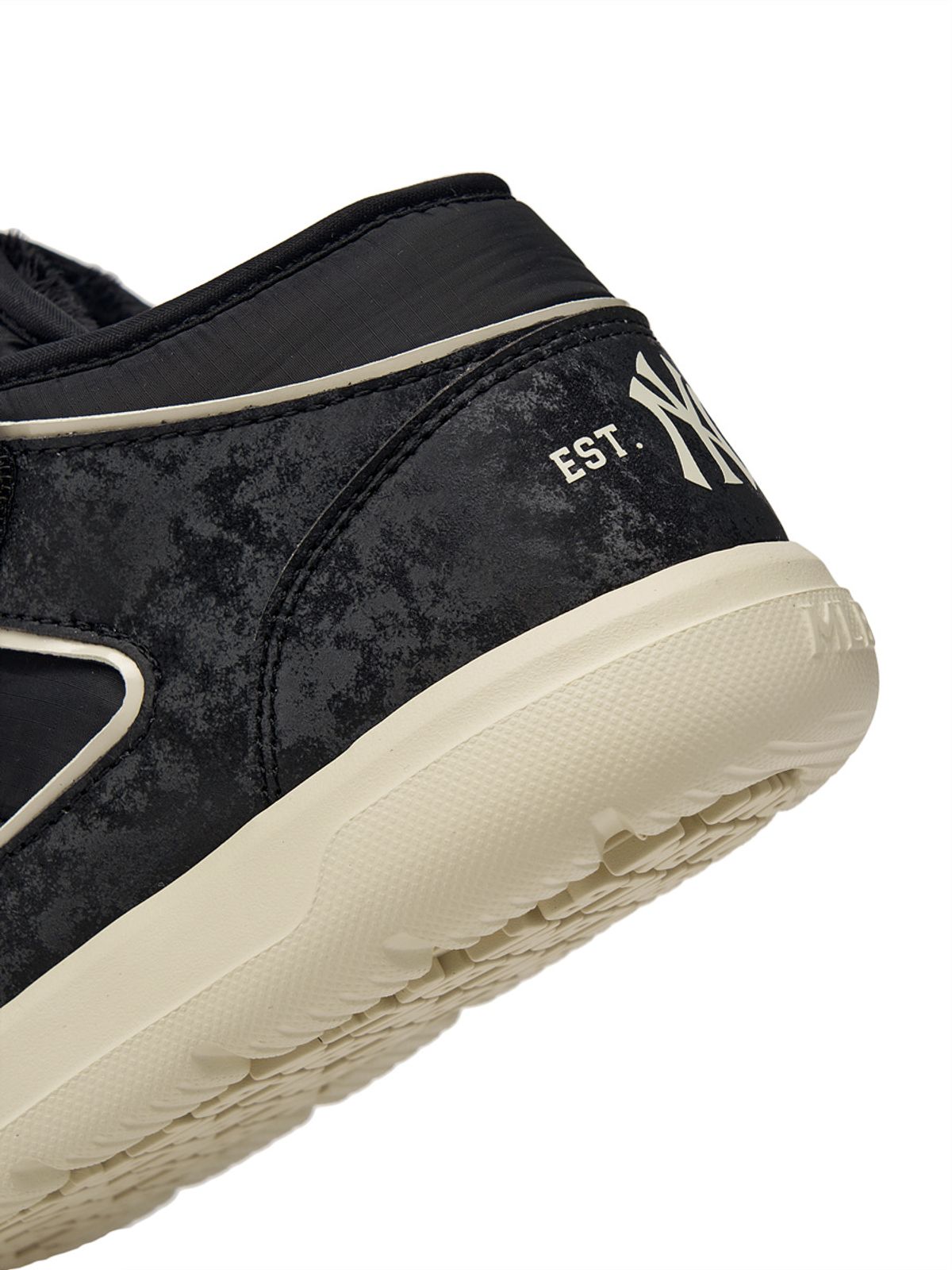 엠엘비 키즈(MLB KIDS) 하이퍼 패딩부츠 NY (Black)