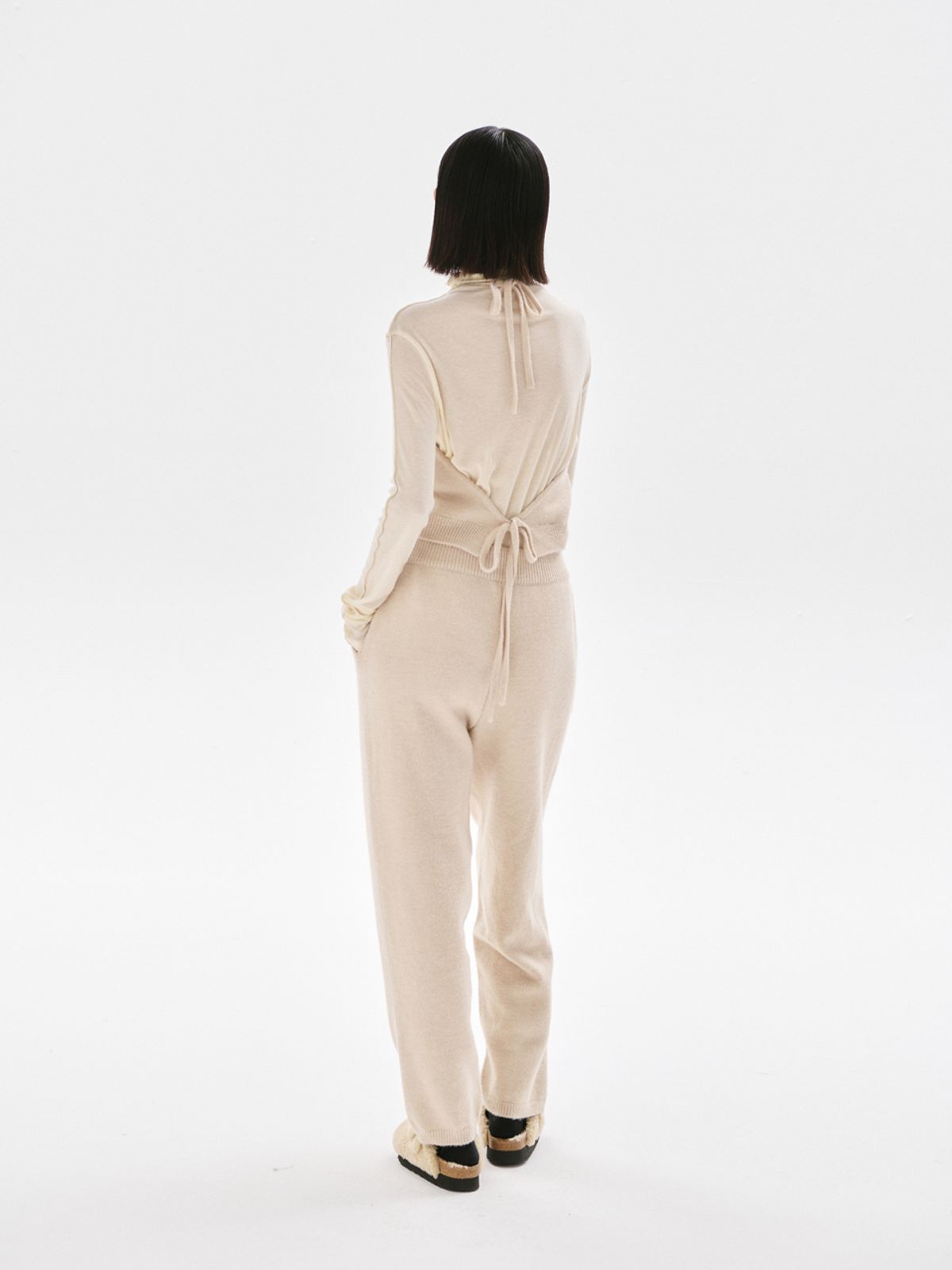 무니쉬(MOONISH) Rogge knit jumpsuit_BEIGE
