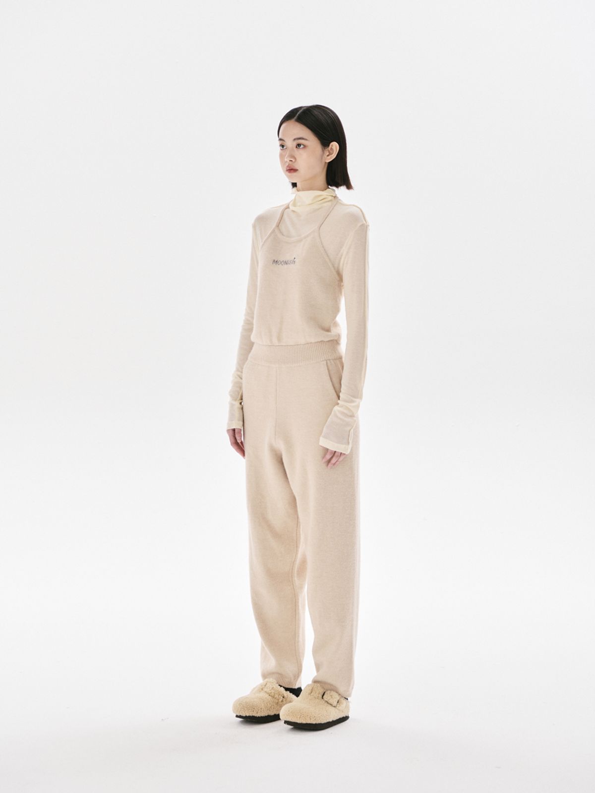 무니쉬(MOONISH) Rogge knit jumpsuit_BEIGE