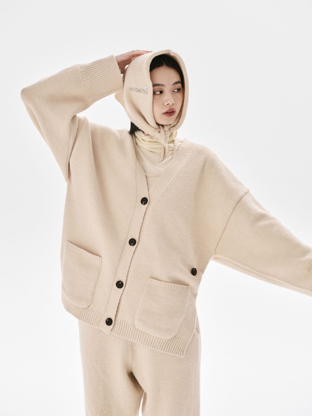 무니쉬(MOONISH) Rogge knit cardigan_BEIGE