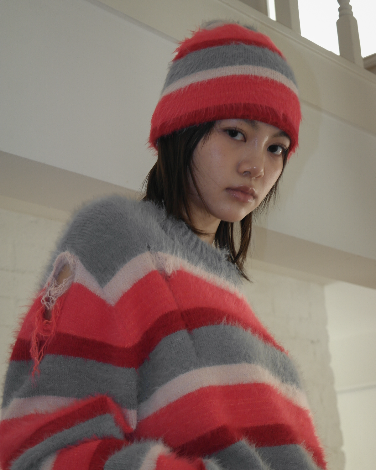 조거쉬(JOEGUSH) Mohair Beanie (Red/Light Grey)