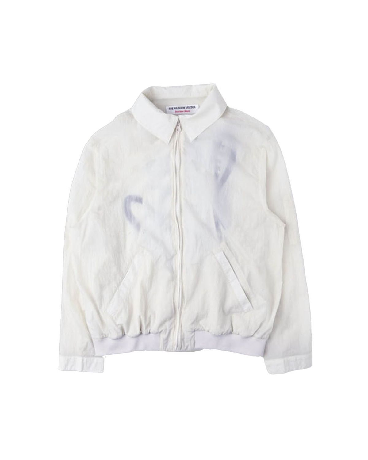 더뮤지엄비지터(THEMUSEUMVISITOR) HEART PRINTED WINDBREAKER (IVORY)