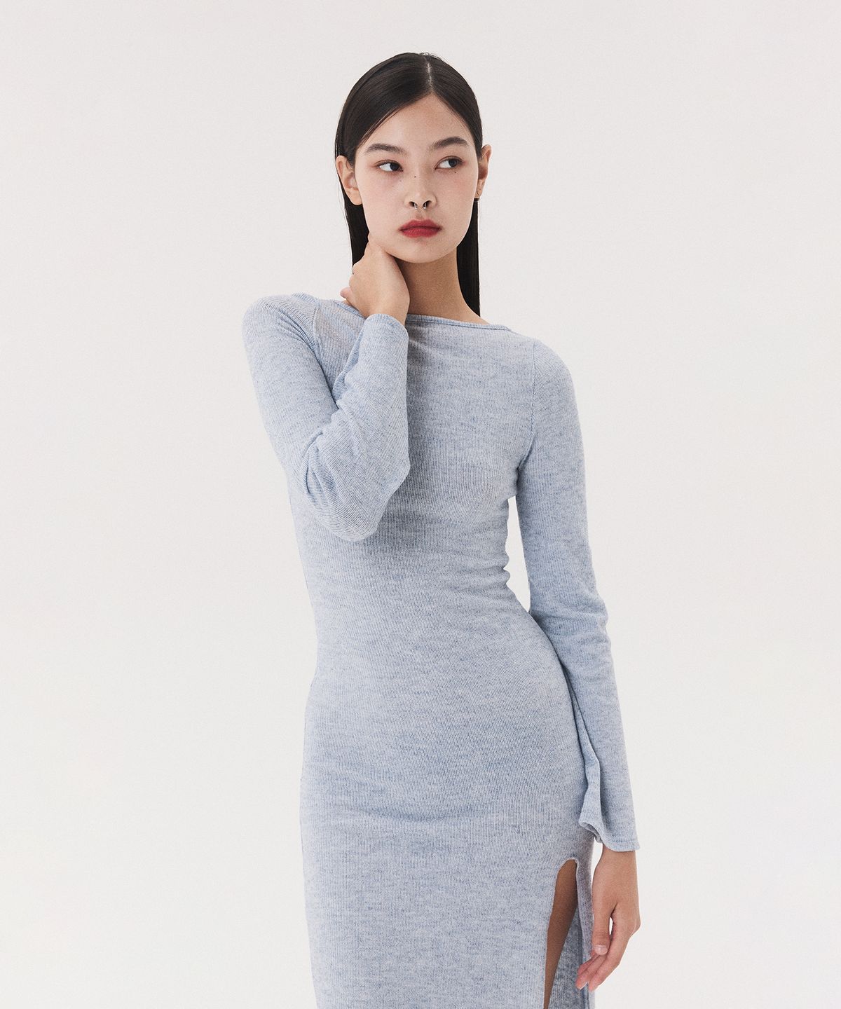 꾸아페(QUAFE) KNIT LONG SLIT DRESS_melange blue