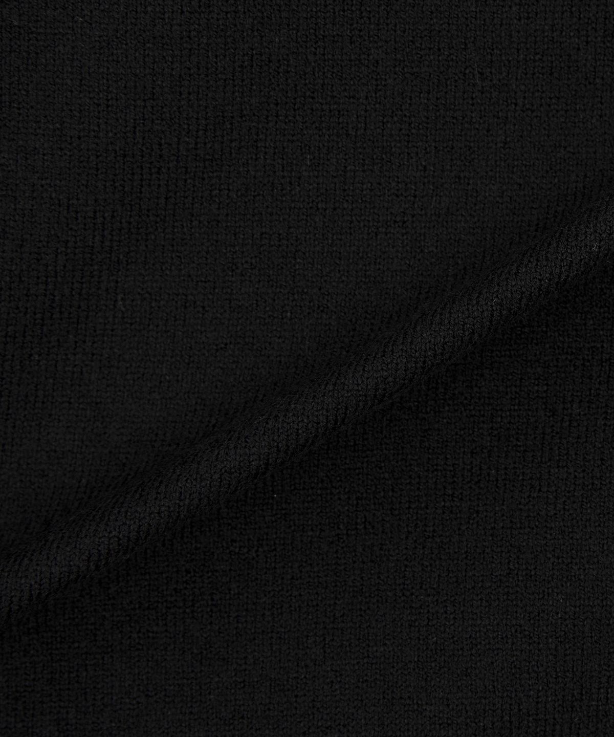 베이직하우스(BASIC HOUSE) 여성 하이넥 긴팔 스웨터 블랙 LYKT7202
