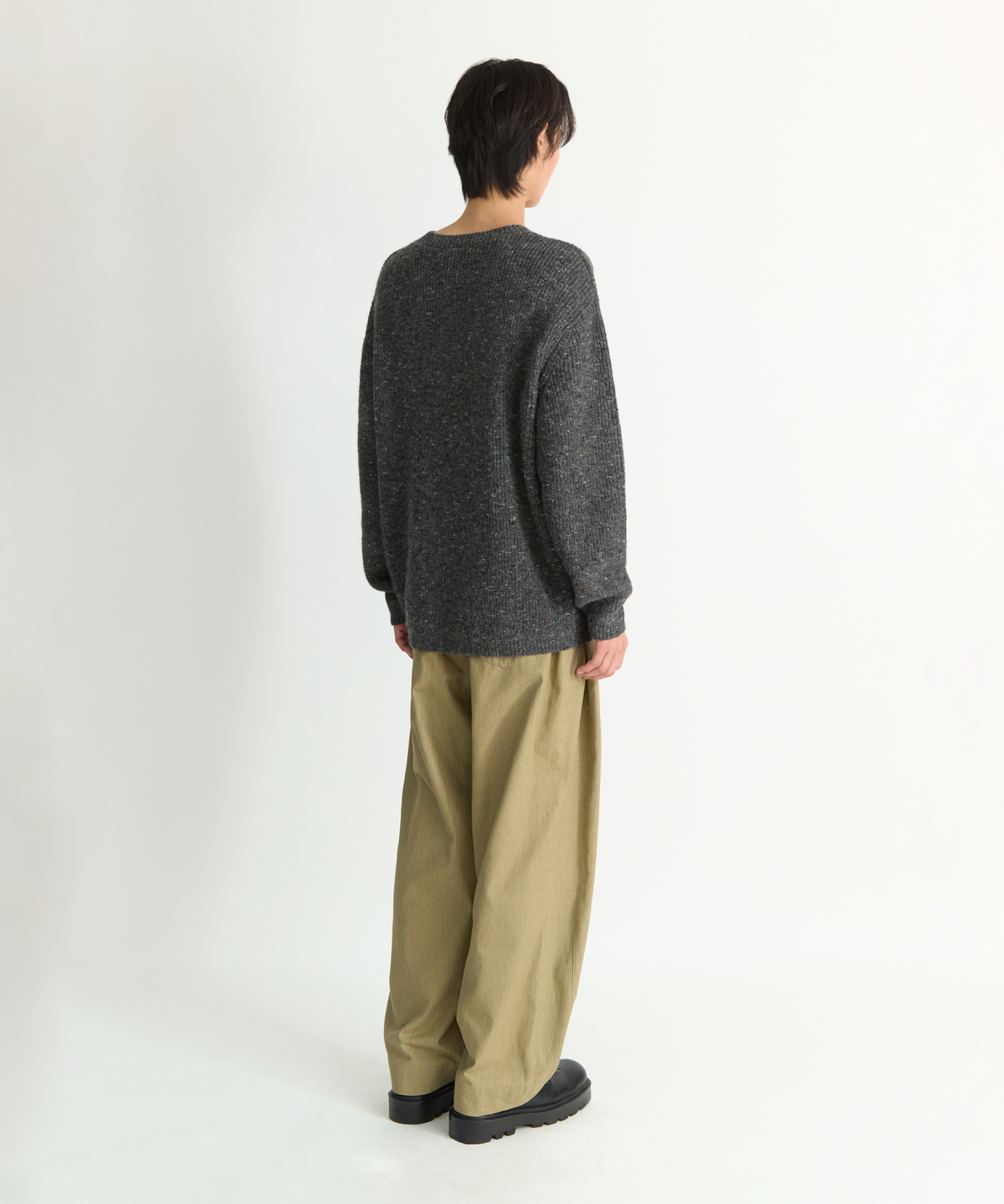 넌블랭크(NONBLANK) 로빈 라운드 니트_MELANGE GREY