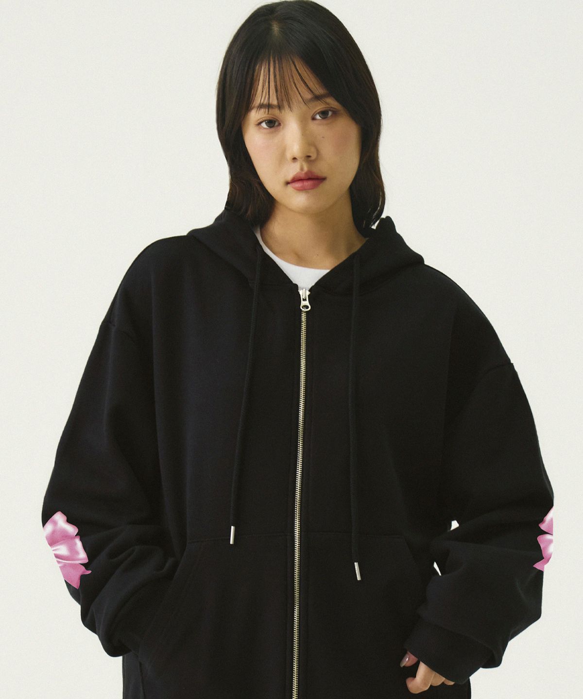 그레이버(GRAVER) [UNISEX]엘보우 리본 후드집업_블랙