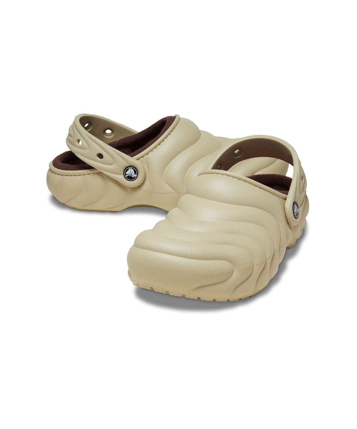 크록스(CROCS) 클래식 라인드 오버퍼프 클로그 - 모트 / 210059-0LJ