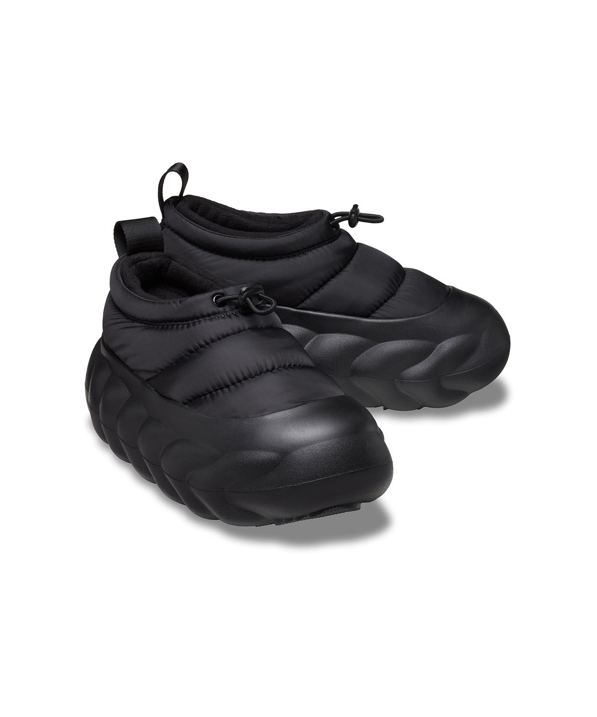 크록스(CROCS) 오버퍼프 쇼티 - 블랙/블랙 / 210668-060