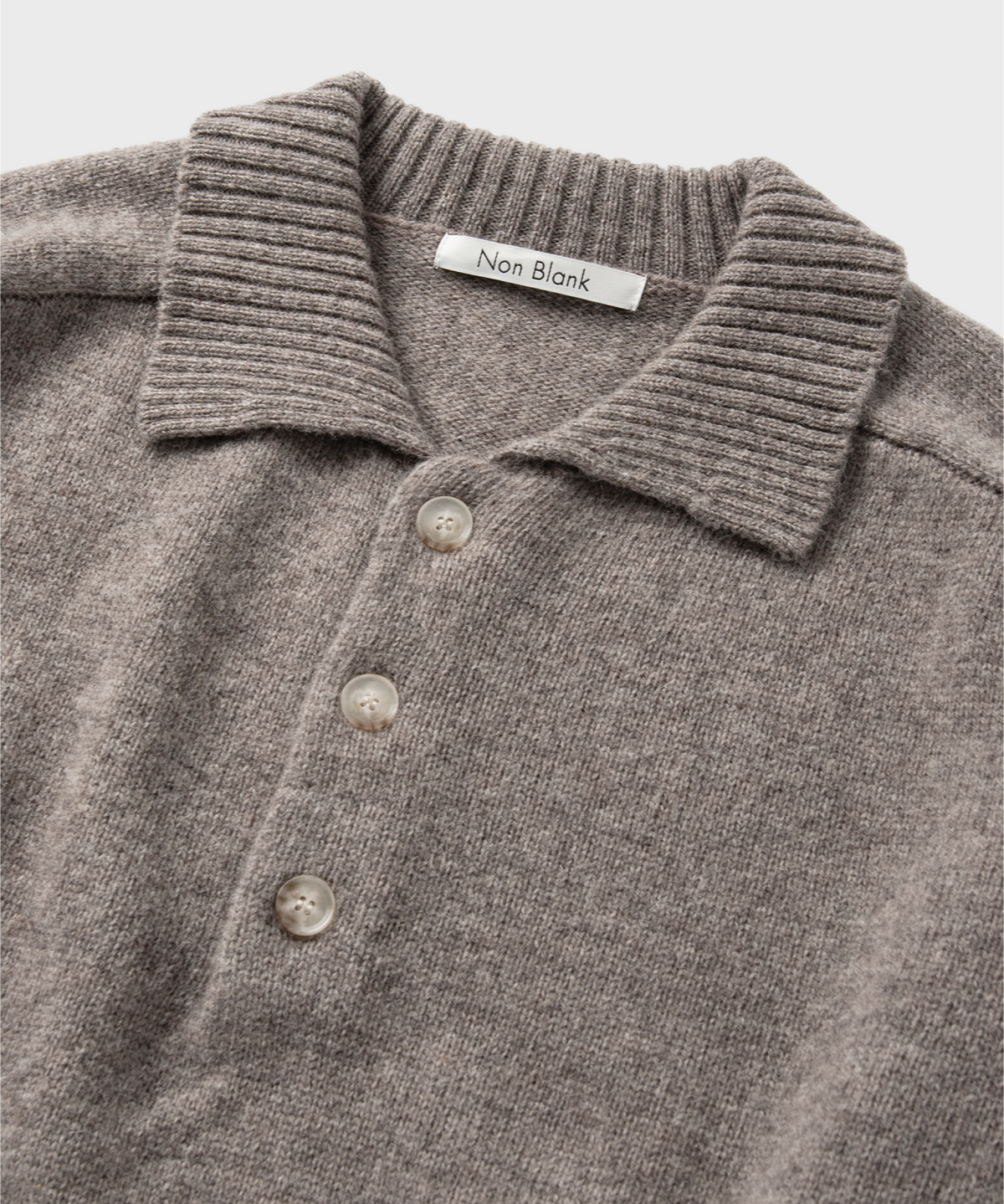 넌블랭크(NONBLANK) 울 칼라 니트_DORMOUSE BEIGE