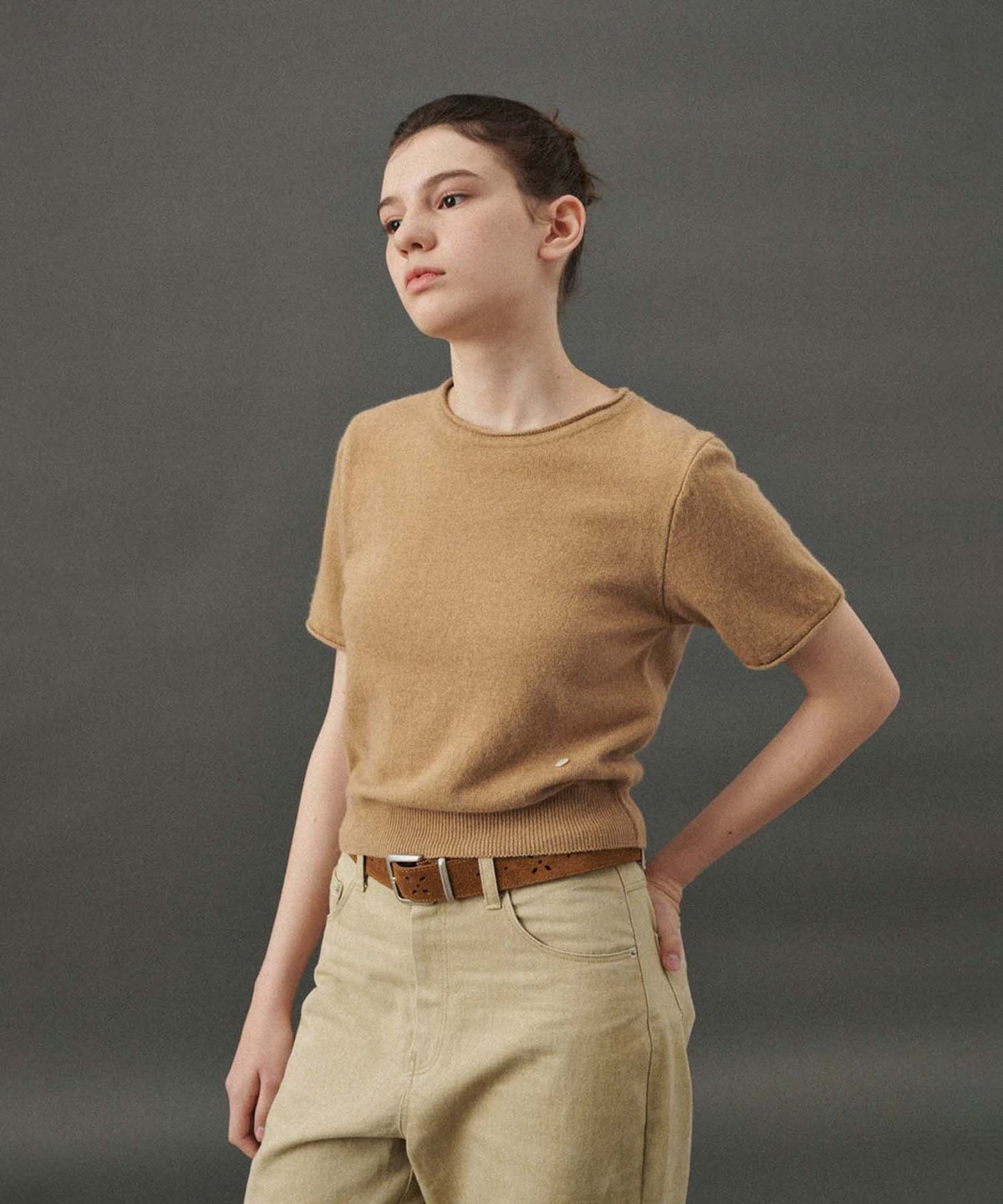 플라드주르(PLATDUJOUR) Camel round half knit (Camel)